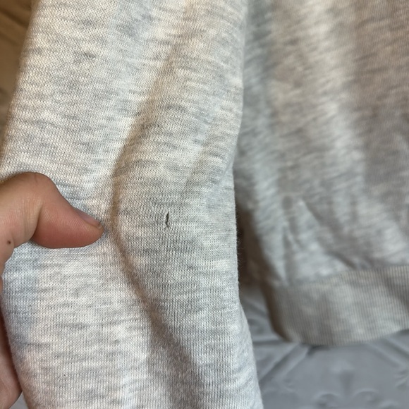 Gray quiet storm surf shop California Women's cropped Sweater - Picture 4 of 5